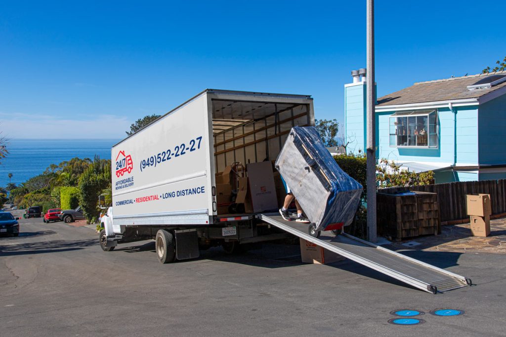 Commercial movers