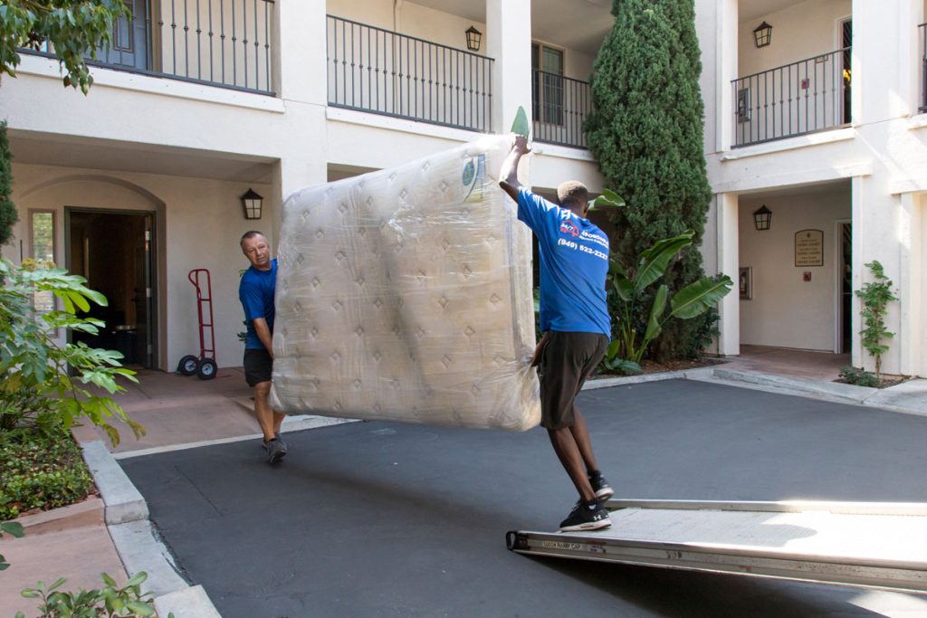 Fullerton Movers